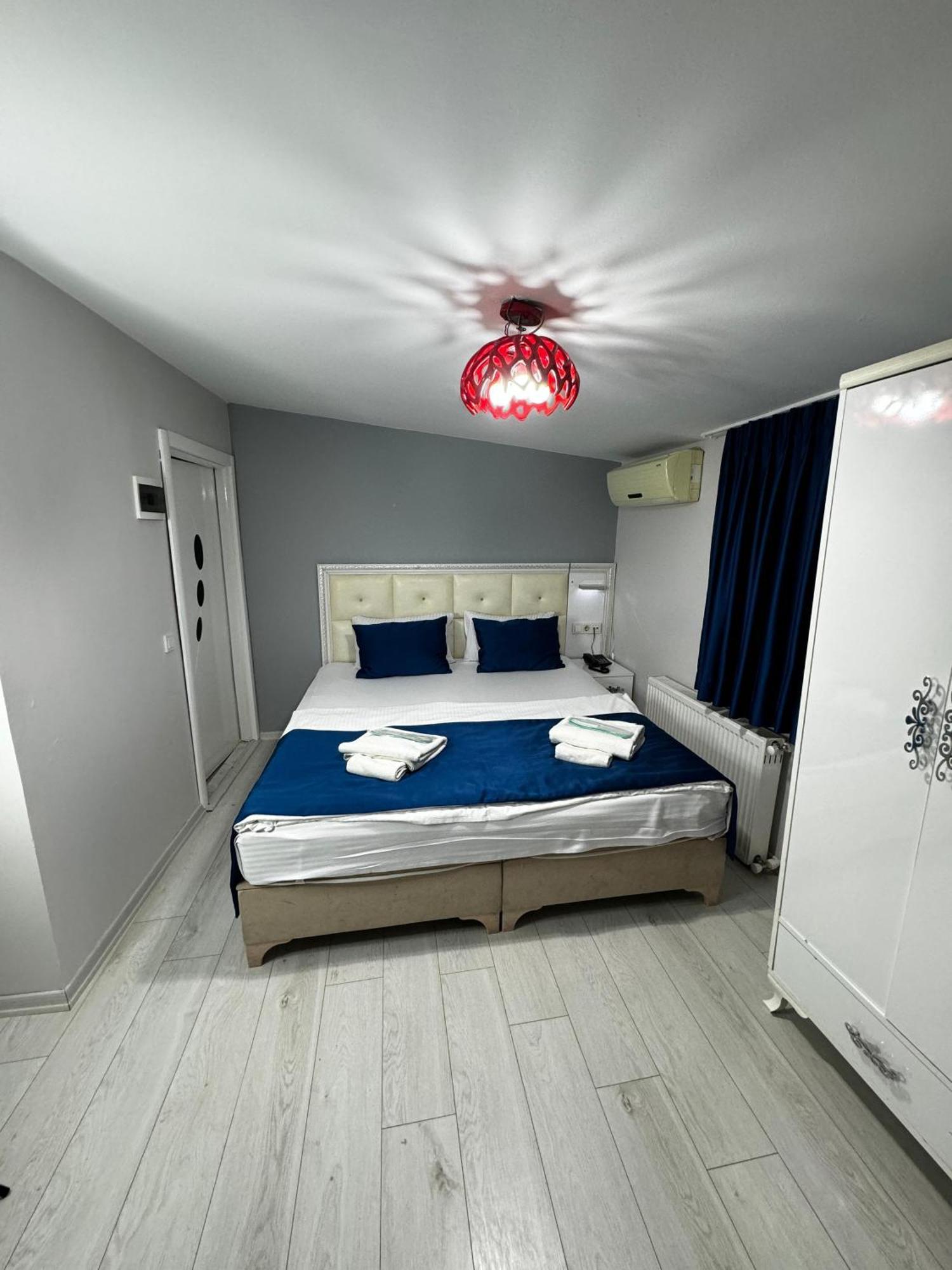 Taksim Istiklal Suites Istanbul Exterior foto