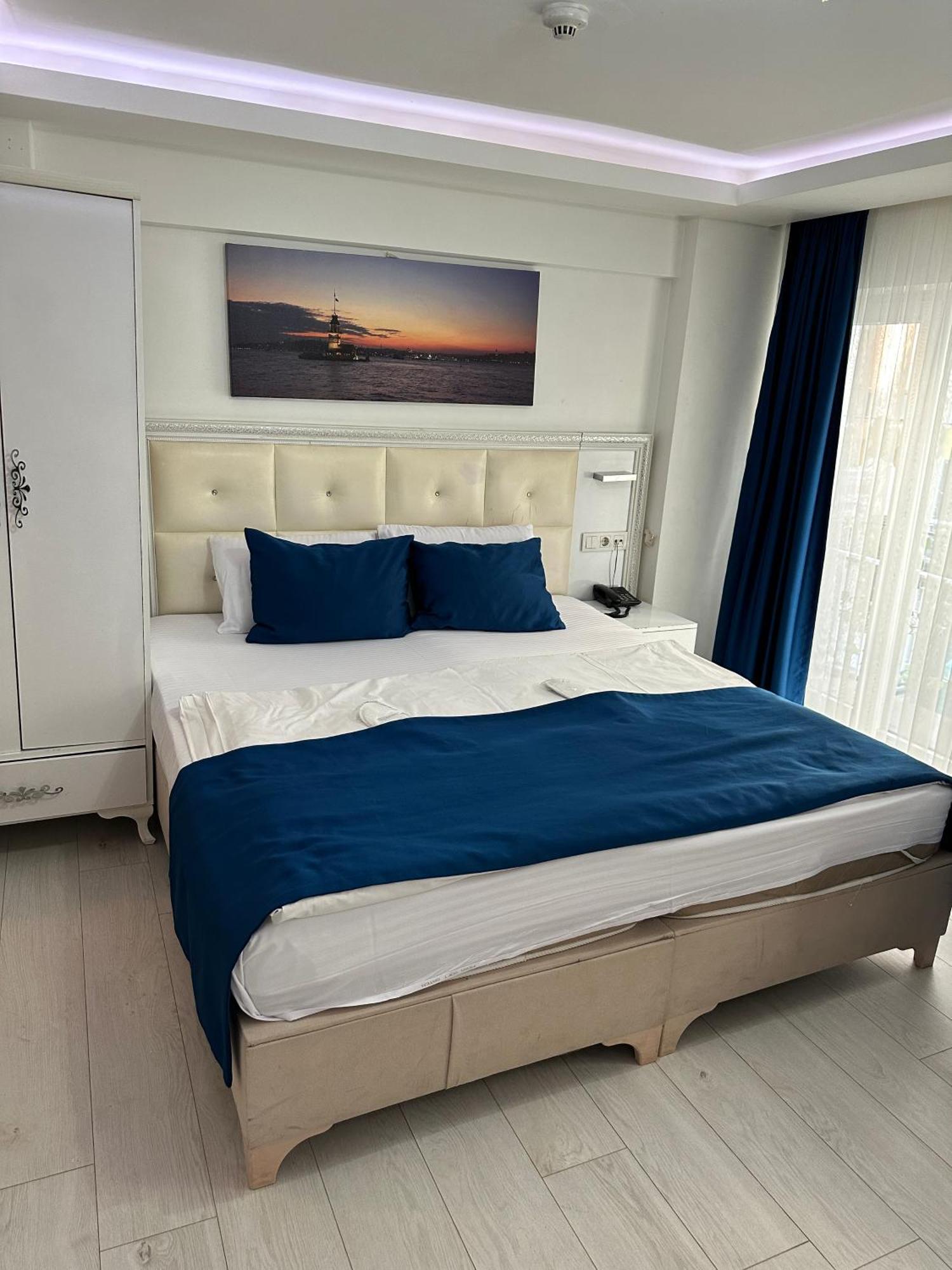 Taksim Istiklal Suites Istanbul Exterior foto