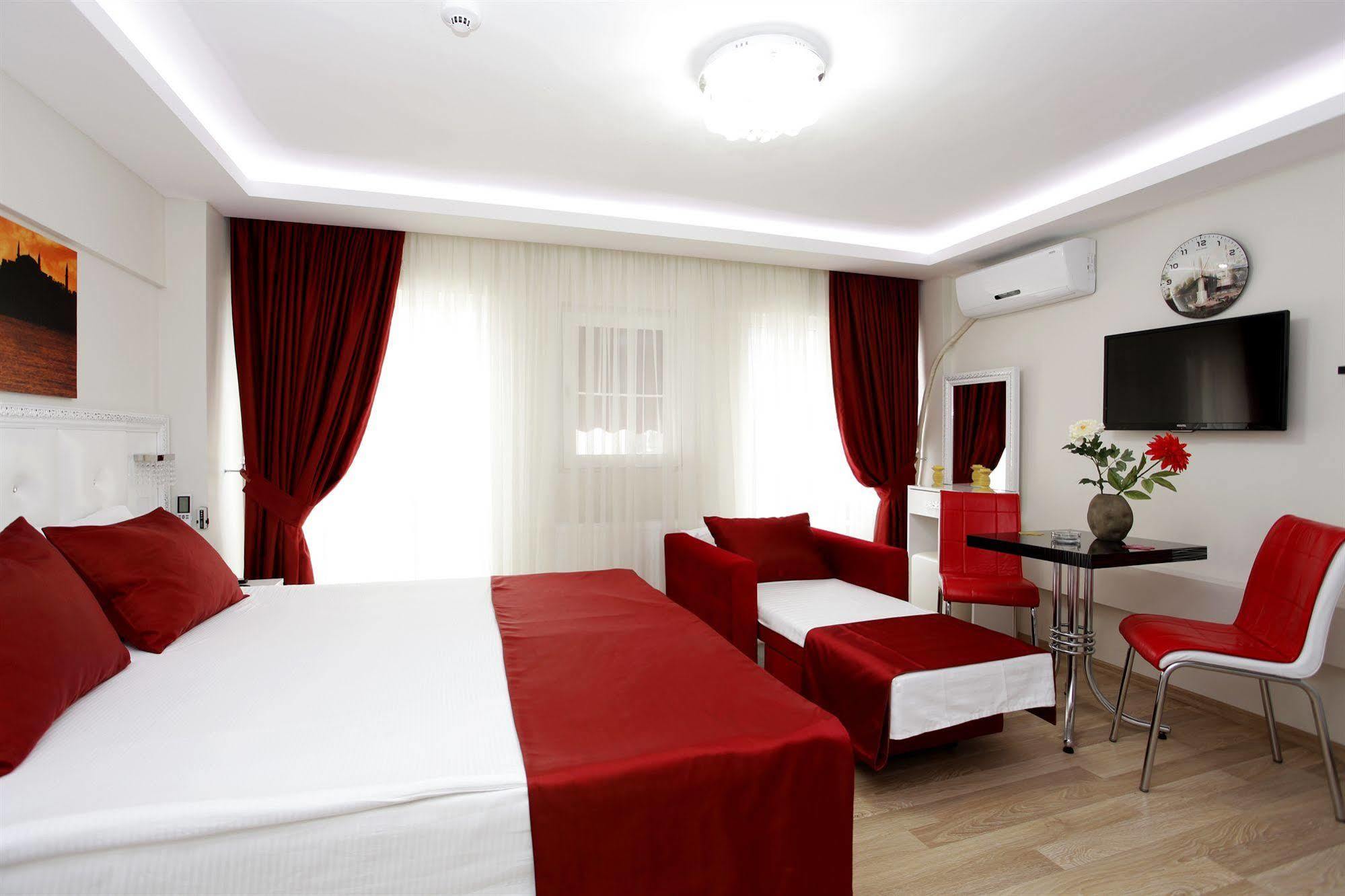 Taksim Istiklal Suites Istanbul Exterior foto